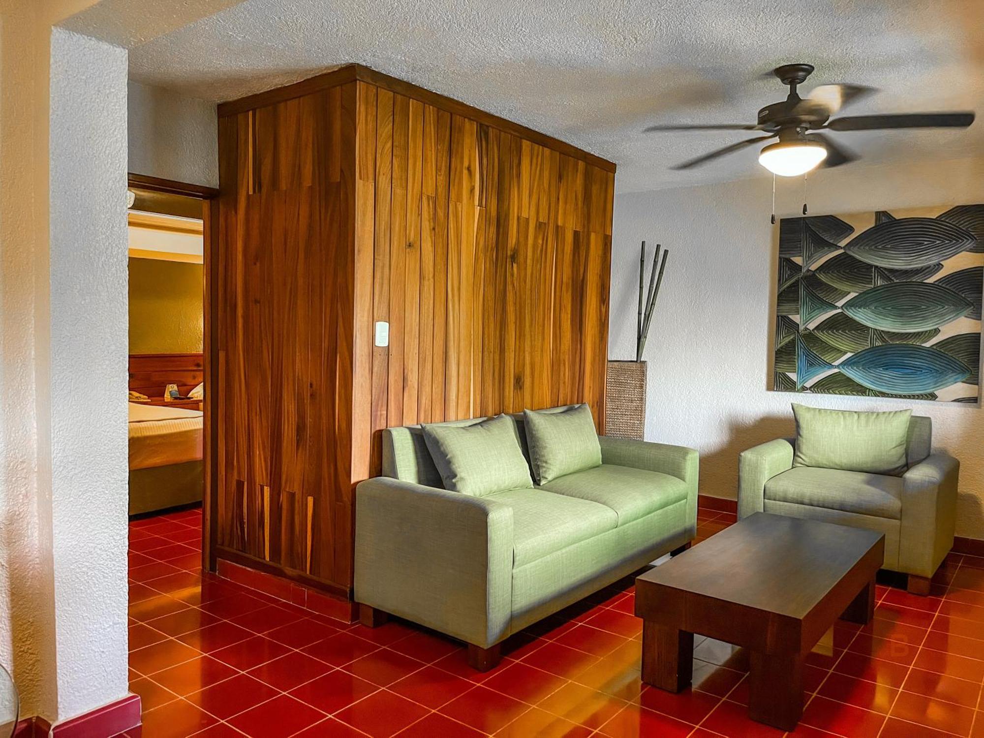 Suites Colonial Cozumel Eksteriør billede