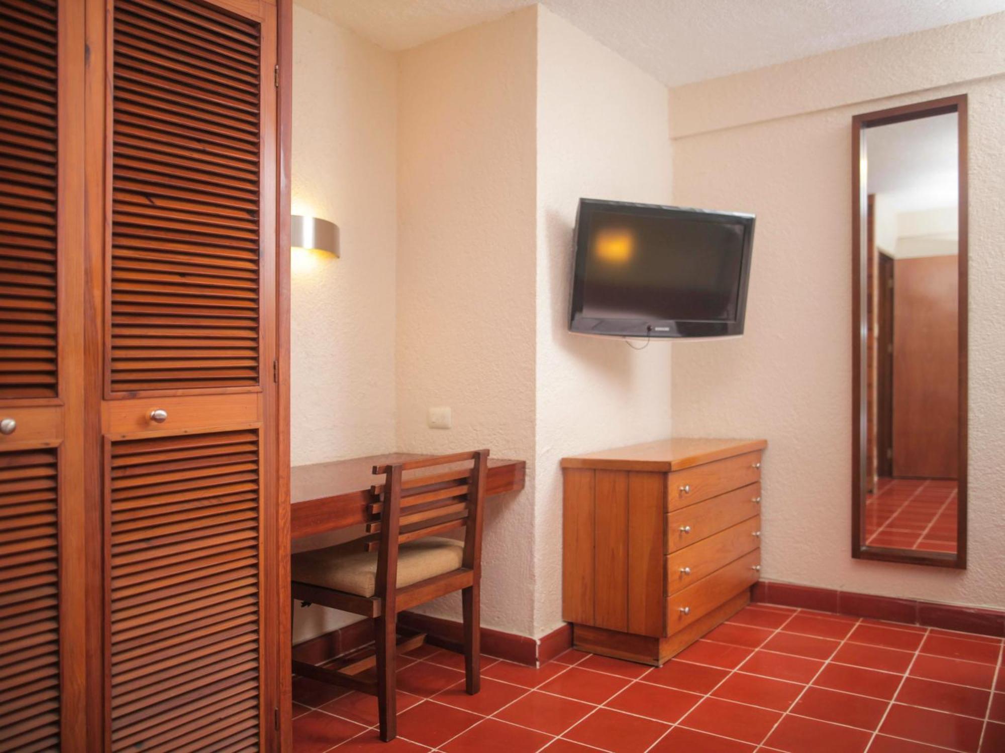 Suites Colonial Cozumel Eksteriør billede