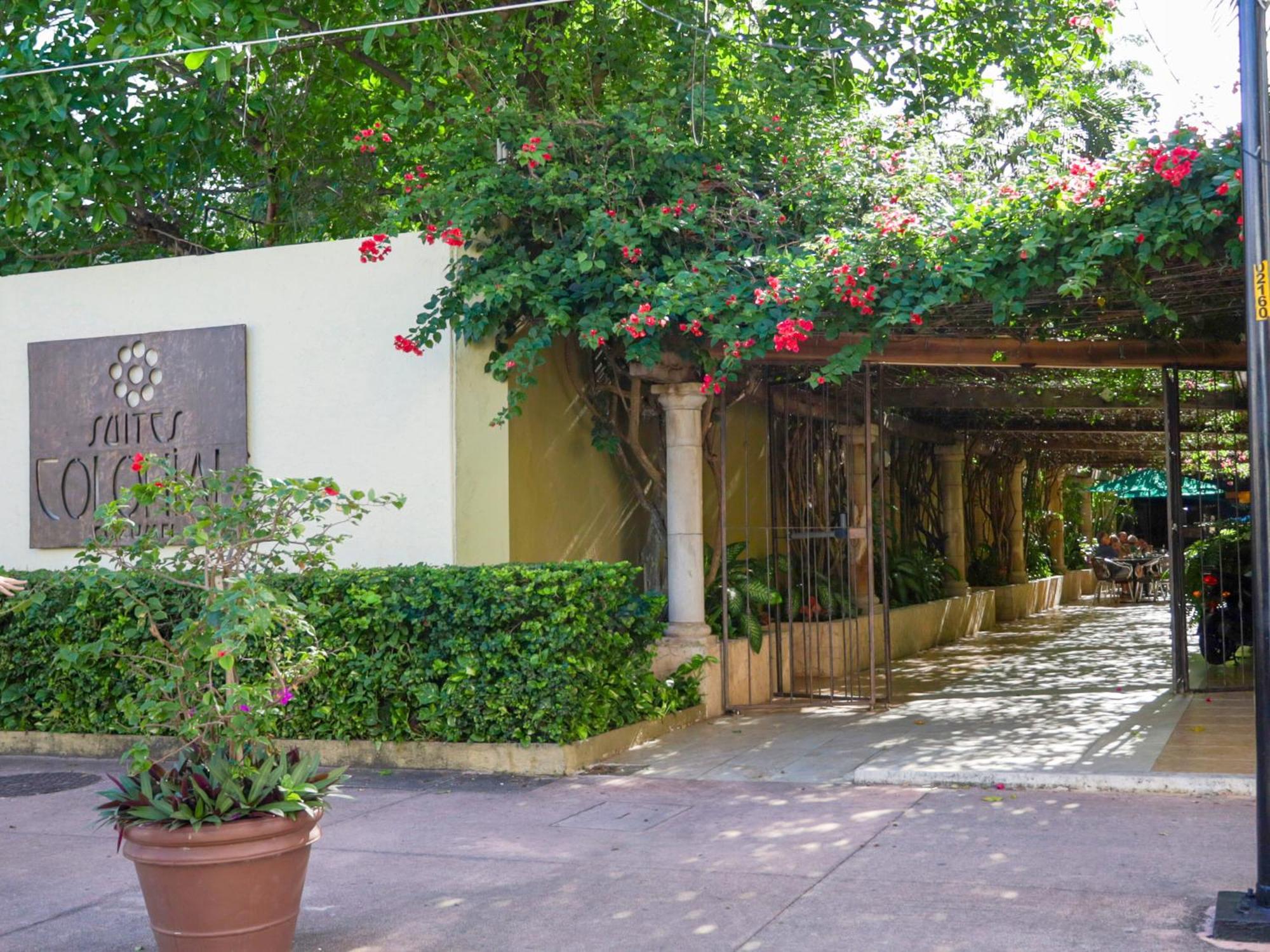 Suites Colonial Cozumel Eksteriør billede